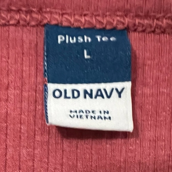Old Navy Plush Lightweight Sweater in Deep Rose Size Large - Picture 2 of 4